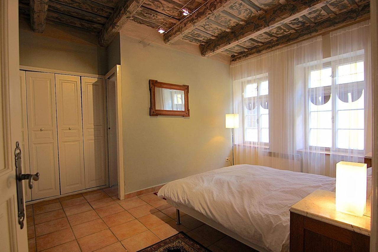 Historical Apartment With Balcony Прага Экстерьер фото